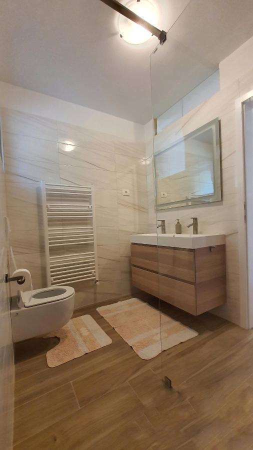 Peaceful Green Apartments Ae ปอร์โตรอซ ภายนอก รูปภาพ